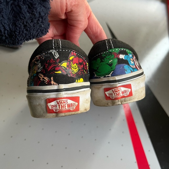 Avengers Vans size 2. - Picture 3 of 4